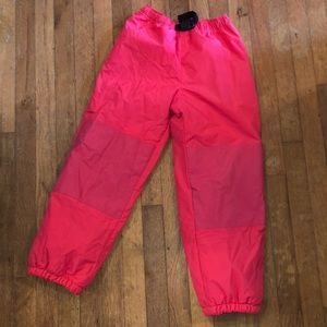 NWOT Lands End hot pink Snow pants. Girls 10